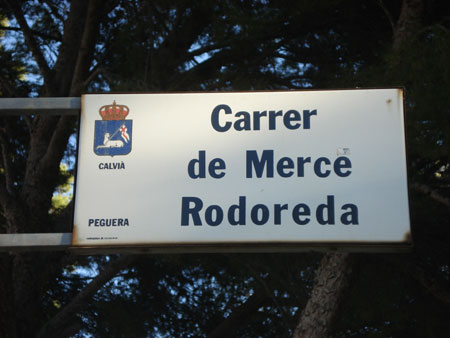 pegueracalvia1.jpg (33104 bytes)